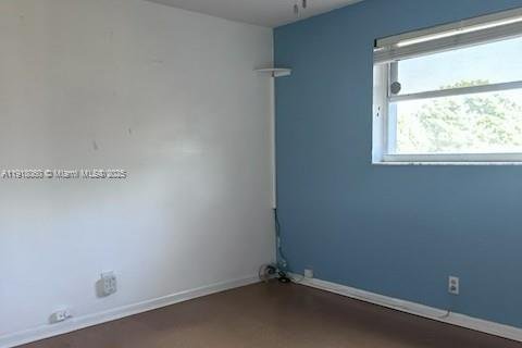 House in Margate, Florida 3 bedrooms, 148.27 sq.m. № 1972966 - photo 23