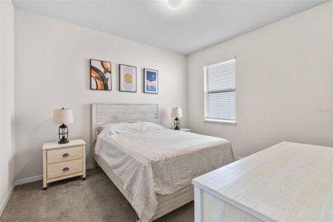 House in ESTATES AT LAKEVIEW PRESERVE in Winter Garden, Florida 3 bedrooms, 203.46 sq.m. № 1907768 - photo 20