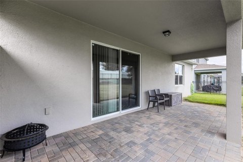 House in ESTATES AT LAKEVIEW PRESERVE in Winter Garden, Florida 3 bedrooms, 203.46 sq.m. № 1907768 - photo 27