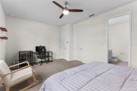 House in ESTATES AT LAKEVIEW PRESERVE in Winter Garden, Florida 3 bedrooms, 203.46 sq.m. № 1907768 - photo 22