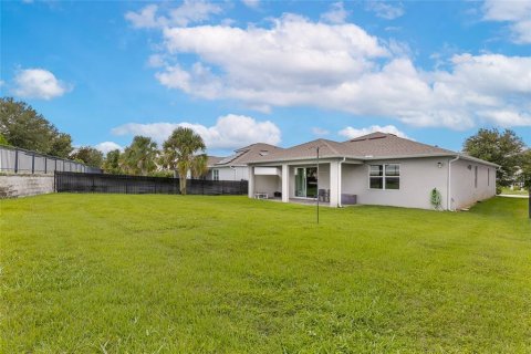 House in ESTATES AT LAKEVIEW PRESERVE in Winter Garden, Florida 3 bedrooms, 203.46 sq.m. № 1907768 - photo 29