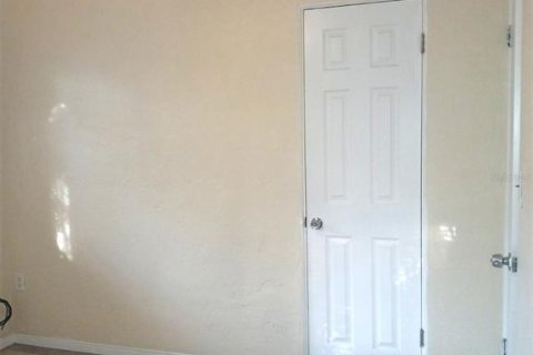 House in Saint Petersburg, Florida 3 bedrooms, 125.79 sq.m. № 2095575 - photo 25