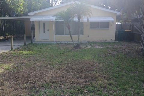 Villa ou maison à Saint Petersburg, Floride 3 chambres, 125.79 m2 № 2095575
