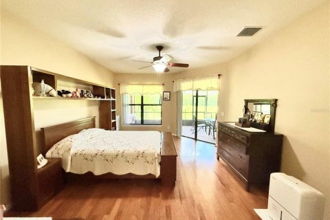 House in Seffner, Florida 5 bedrooms, 268.67 sq.m. № 1737235 - photo 13