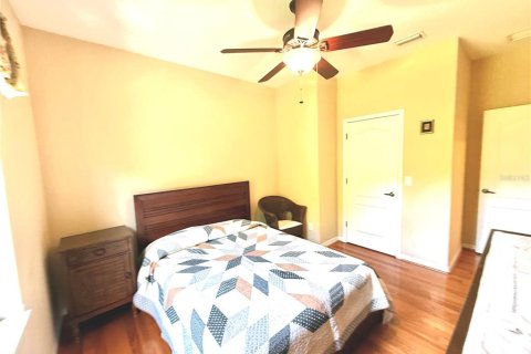 House in Seffner, Florida 5 bedrooms, 268.67 sq.m. № 1737235 - photo 11