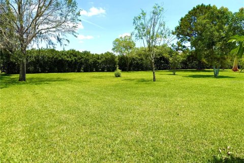 House in Seffner, Florida 5 bedrooms, 268.67 sq.m. № 1737235 - photo 2