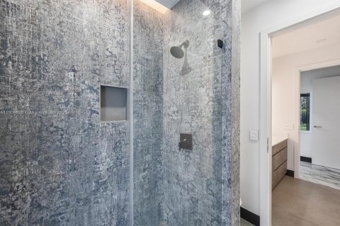 Купить виллу или дом в Саутвест-Ранчес, Флорида 5 спален, 358.05м2, № 1960274 - фото 30