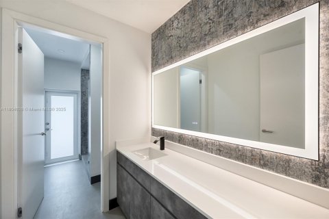 Купить виллу или дом в Саутвест-Ранчес, Флорида 5 спален, 358.05м2, № 1960274 - фото 29