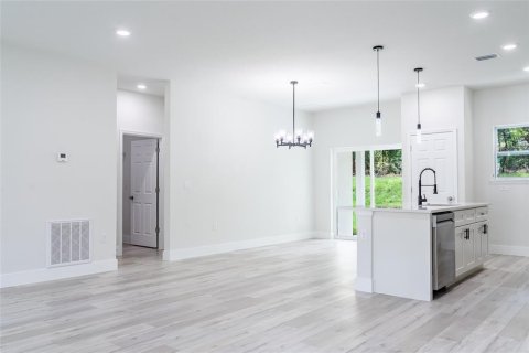 Villa ou maison à vendre à Citrus Springs, Floride: 3 chambres, 142.05 m2 № 1817324 - photo 6