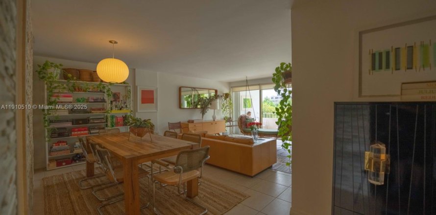 Condo à Key Biscayne, Floride, 2 chambres  № 1966782