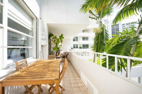 Copropriété à vendre à Key Biscayne, Floride: 2 chambres, 117.06 m2 № 1966782 - photo 10