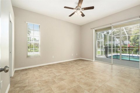 House in New Port Richey, Florida 4 bedrooms, 186.18 sq.m. № 1845172 - photo 20
