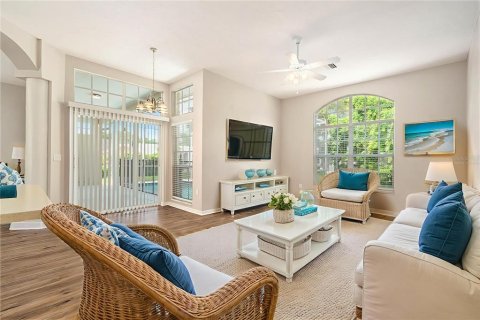 House in New Port Richey, Florida 4 bedrooms, 186.18 sq.m. № 1845172 - photo 9