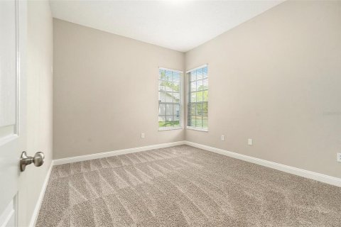 House in New Port Richey, Florida 4 bedrooms, 186.18 sq.m. № 1845172 - photo 24