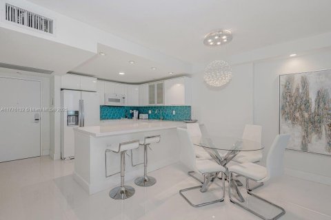 Copropriété à louer à Miami Beach, Floride: 1 chambre, 83.61 m2 № 1617081 - photo 10
