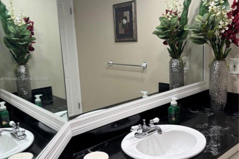 Copropriété à vendre à West Palm Beach, Floride: 2 chambres, 110.93 m2 № 2153229 - photo 18