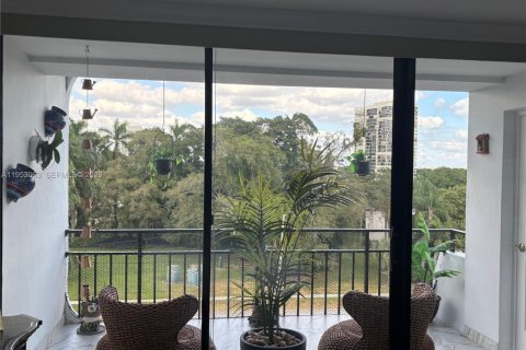 Copropriété à vendre à West Palm Beach, Floride: 2 chambres, 110.93 m2 № 2153229 - photo 13