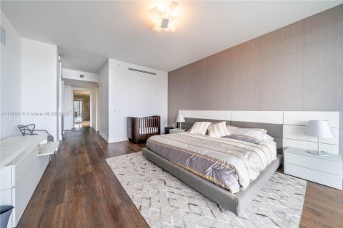Copropriété à vendre à Aventura, Floride: 3 chambres, 243.78 m2 № 2063633 - photo 15