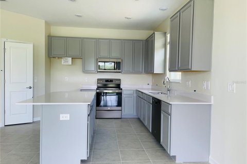 Villa ou maison à louer à Clermont, Floride: 4 chambres, 176.79 m2 № 2405203 - photo 8
