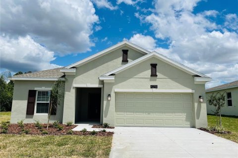 Villa ou maison à Clermont, Floride 4 chambres, 176.79 m2 № 2405203