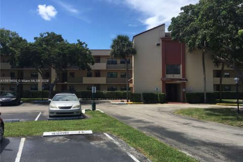 Condo in Miramar, Florida, 2 bedrooms  № 2037115