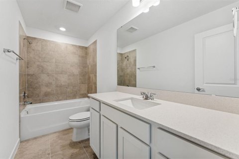 House in Wildwood, Florida 4 bedrooms, 204.66 sq.m. № 1689667 - photo 15