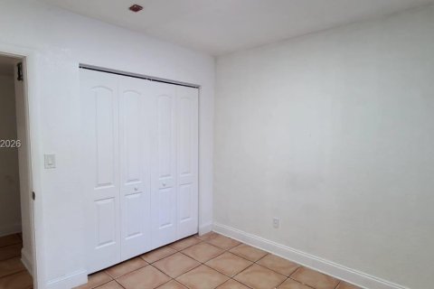 Copropriété à louer à Miami, Floride: 2 chambres, 70.05 m2 № 2281114 - photo 15
