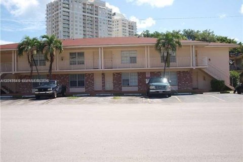 Copropriété à louer à Miami, Floride: 2 chambres, 70.05 m2 № 2281114 - photo 26