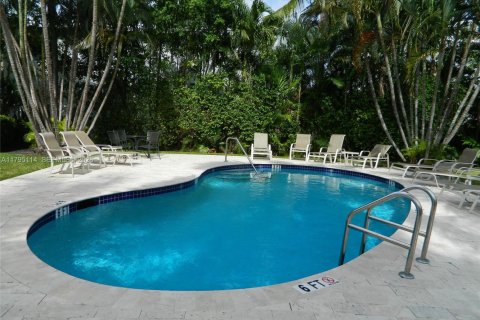 Condominio en alquiler en Fort Lauderdale, Florida, 1 dormitorio, 64.2 m2 № 2019406 - foto 21