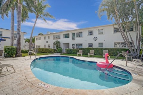 Condominio en alquiler en Fort Lauderdale, Florida, 1 dormitorio, 64.2 m2 № 2019406 - foto 26