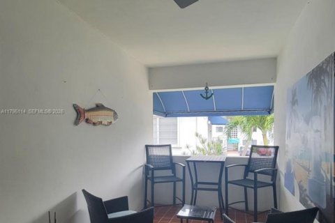 Condominio en alquiler en Fort Lauderdale, Florida, 1 dormitorio, 64.2 m2 № 2019406 - foto 27