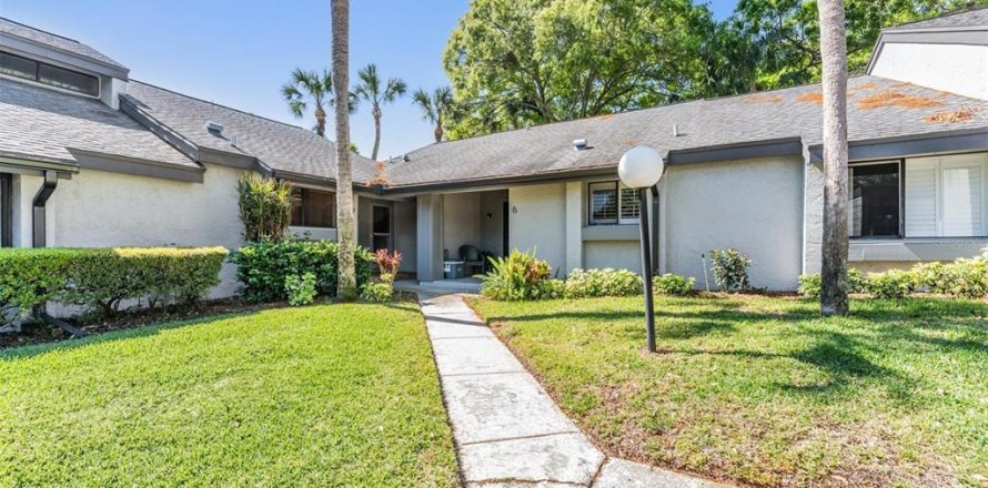 Casa en Tarpon Springs, Florida 2 dormitorios, 102.19 m2 № 1919293