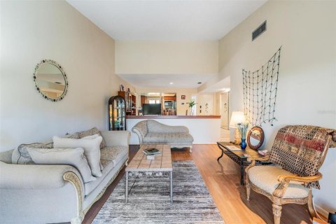 Casa en alquiler en Tarpon Springs, Florida, 2 dormitorios, 102.19 m2 № 1919293 - foto 9