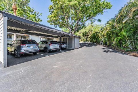 Casa en alquiler en Tarpon Springs, Florida, 2 dormitorios, 102.19 m2 № 1919293 - foto 22