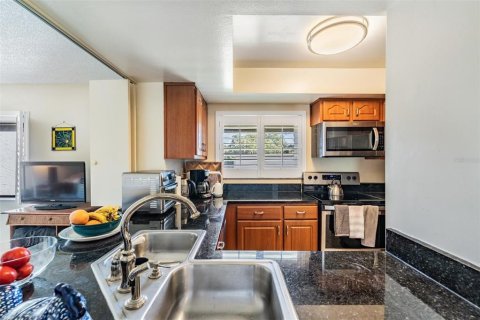 Casa en alquiler en Tarpon Springs, Florida, 2 dormitorios, 102.19 m2 № 1919293 - foto 6