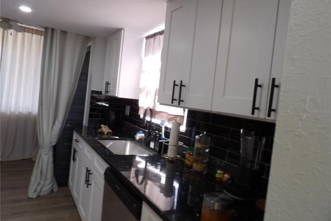 Condominio en venta en Clearwater, Florida, 2 dormitorios, 143.53 m2 № 2289722 - foto 5