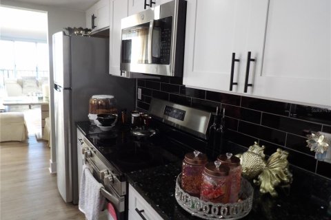 Condominio en venta en Clearwater, Florida, 2 dormitorios, 143.53 m2 № 2289722 - foto 6