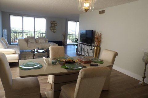 Condominio en venta en Clearwater, Florida, 2 dormitorios, 143.53 m2 № 2289722 - foto 12