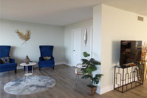 Condominio en venta en Clearwater, Florida, 2 dormitorios, 143.53 m2 № 2289722 - foto 30