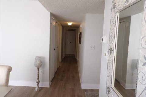Condominio en venta en Clearwater, Florida, 2 dormitorios, 143.53 m2 № 2289722 - foto 13