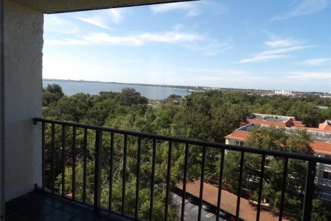 Condominio en venta en Clearwater, Florida, 2 dormitorios, 143.53 m2 № 2289722 - foto 2
