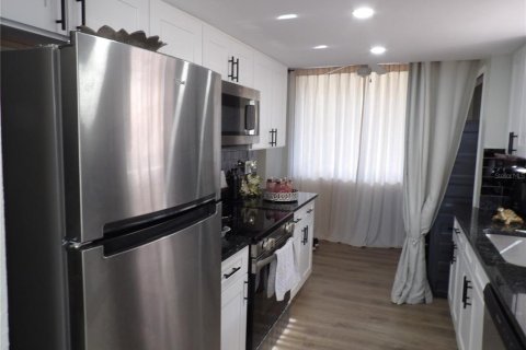 Condominio en venta en Clearwater, Florida, 2 dormitorios, 143.53 m2 № 2289722 - foto 27