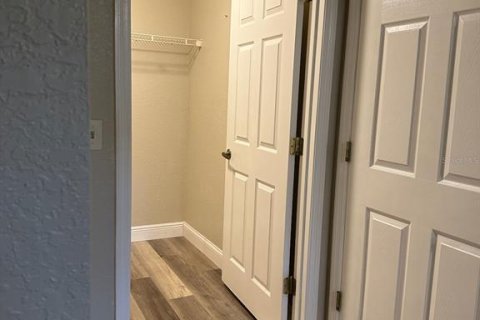 Condo in Altamonte Springs, Florida, 2 bedrooms № 2214312 - photo 20