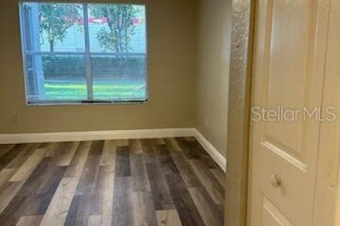 Condo in Altamonte Springs, Florida, 2 bedrooms № 2214312 - photo 8