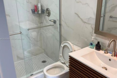 Copropriété à louer à Key Biscayne, Floride: 2 chambres, 124.02 m2 № 2168384 - photo 10