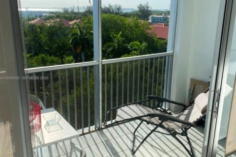 Copropriété à louer à Key Biscayne, Floride: 2 chambres, 124.02 m2 № 2168384 - photo 2