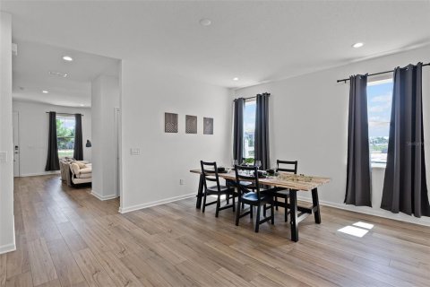 Townhouse in Winter Garden, Florida 3 bedrooms, 185.43 sq.m. № 1866729 - photo 6