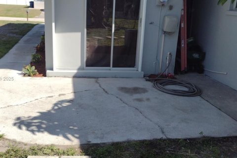 House in Venice, Florida 4 bedrooms № 1862425 - photo 30