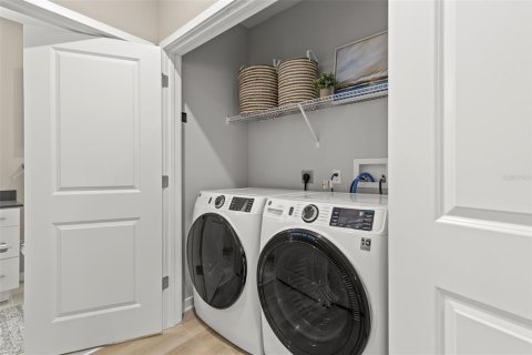 Снять в аренду квартиру в Тампа, Флорида 7 комнат, 98.48м2, № 1367823 - фото 12
