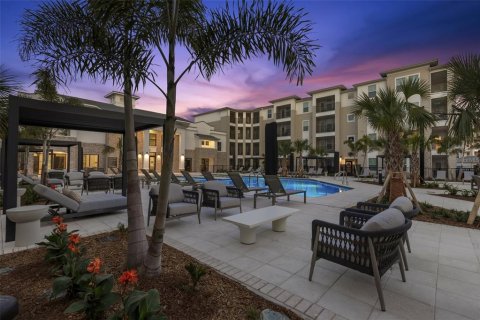 Appartement à louer à Tampa, Floride: 2 chambres, 98.48 m2 № 1367823 - photo 1